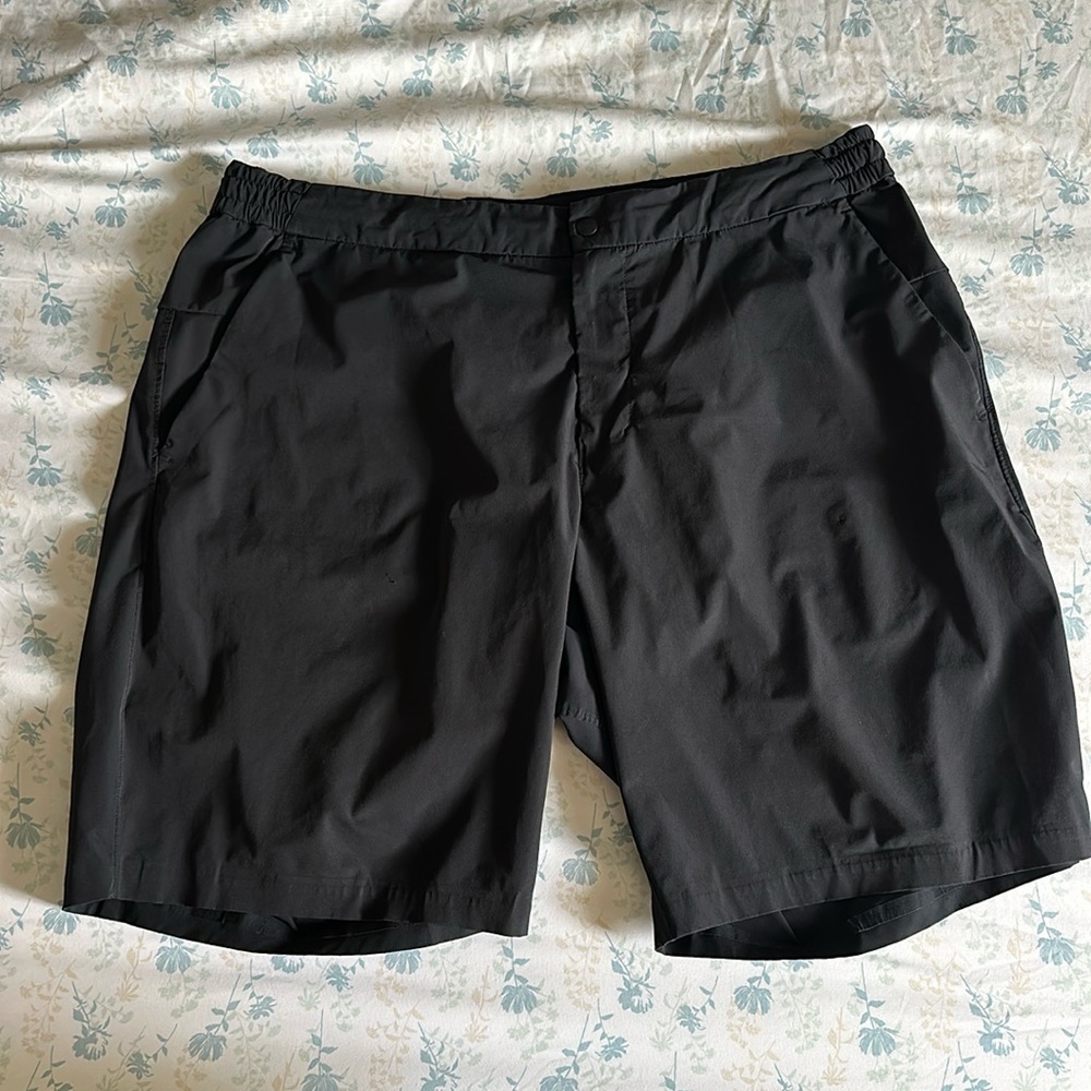 Lululemon men’s shorts
